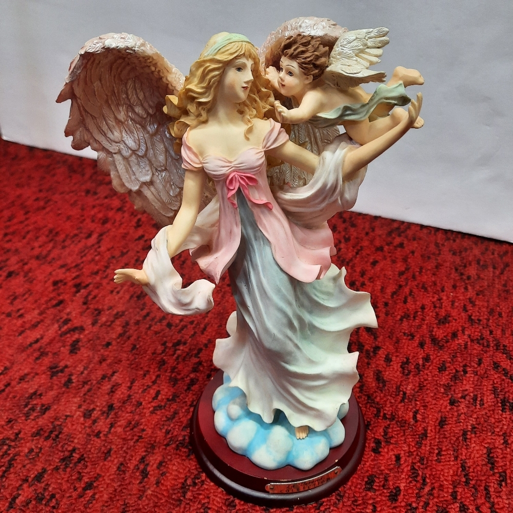 Verona Collection Lady Angel with Baby  Angel Figurine